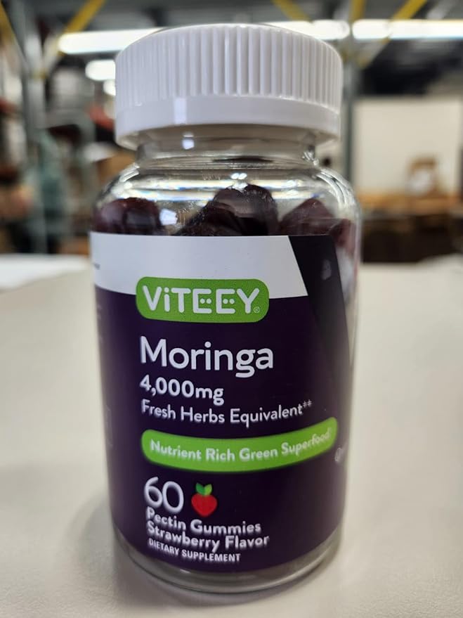 Viteey Moringa Gummies - 4000mg [from 400mg of 10:1 Extract] of Moringa Supplement Super Greens Gummies - Antioxidant Wellness and Digestive Support - Vegan Gluten Free - 120 Count